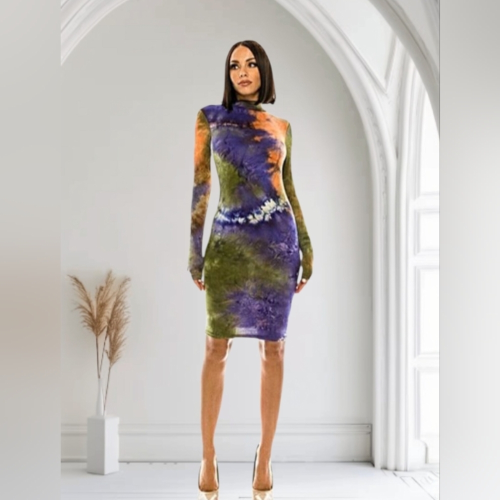 Isle Of Hottie Multicolor Tie-Dye Long Sleeve Dress Size Small Nwt